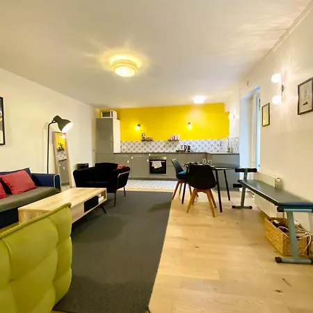 Tres Calme Sur Cour - Cardinet Apartment Paris