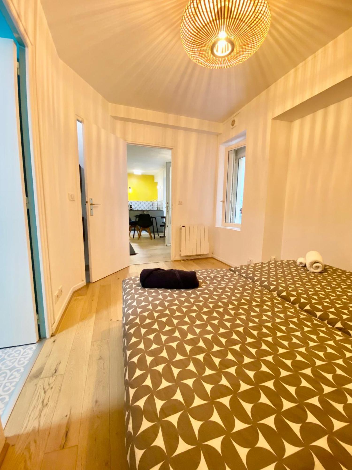 Tres Calme Sur Cour - Cardinet Apartment Paris